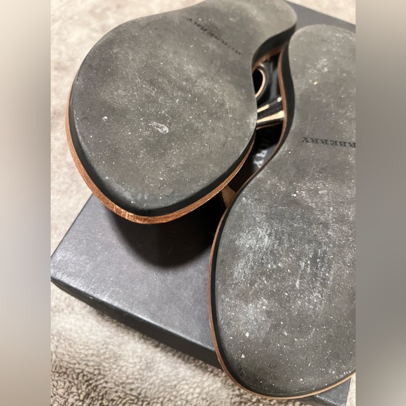 BURBERRY SANDALS - Picture 5 of 9